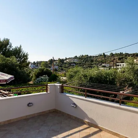 Villa Kristin 2 - 2min Walk To Great Sandy, Shallow